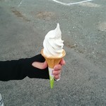 小岩井農場ソフトクリーム牛舎前 - ソフトクリーム