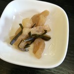 BRASS - ランチの漬物