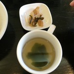 BRASS - ランチのスープと漬物