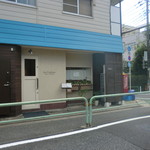 レ クルール - 右側が、成増小学校。