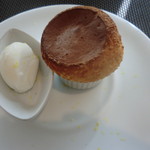 レ クルール - 焼立てバニラスフレとレモンのシャーベット