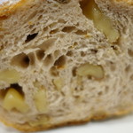 パナデリーヤティグレ - くるみのパン