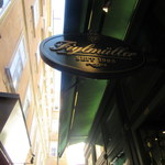 Figlmüller - お店看板