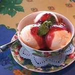 ザ テラス - 自家製ラズベリージャムのアイスクリーム