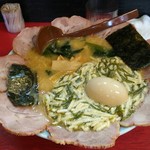 壱発ラーメン - 20160903 めかとろ味噌チャーシュー麺