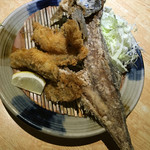 伊豆近海 相模湾の魚貝料理 海湘丸 - アジフライ全体。ビジュアル最強！