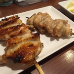 Yakitori Brochette - 手羽先＆せせりです。とってもジューシーに仕上げます。