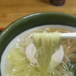 透明湯らーめん 楽や - ソーメンの様な麺