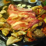 韓国亭豚や - 骨付きカルビも豪快に焼きます！