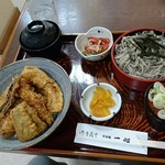 sobadokoroisshin - 天丼セット　980円こりゃヒドい