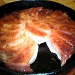 67餃子 - 鉄鍋焼き餃子