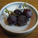 山しげ - おまけのぶどう!甘い！！