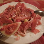 イチジクと生ハムのサラダ