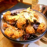 ゆたか - 鶏の唐揚げ 辛味炒め　じわっと辛くなくって、舌に来ます！