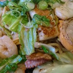 そらいえ - 海鮮塩焼きそば（アップ）