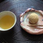 仲佐 - 蕎麦茶と蕎麦饅頭