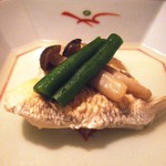 紀文寿司 - 鯛の煮つけ