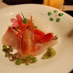 日本料理 旬彩 - お造り　　鮪　かんぱち　甘海老　鯛　妻一式