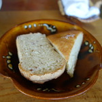 讃岐地人食堂旬菜 汐さぎ！ 庵 - 全粒粉パン