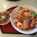 まるぎん商店 - 汁なし＆台湾めし