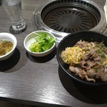 焼肉酒家 李苑 - 