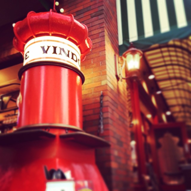 ヴァンドーム あおば通 | 仙台のピザ専門店