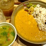 Soup Stock Tokyo - スープストックトーキョー 福岡パルコ店 スープストックセット(選べるスープ＋カレーレギュラーサイズ＋ドリンク＜＋100円でプレミアムドリンク＞)　 fromグリーンロール