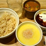 Soup Stock Tokyo - スープストックトーキョー 福岡パルコ店 スープストックセット(選べるスープ２種類＋ご飯、＋180円でミニカレー付です。) fromグリーンロール