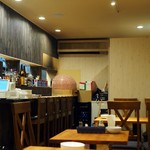 魚屋のピザ屋　ALBERO - 店内