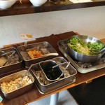 洋食day's - スープとサラダはお代わり自由。