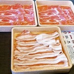 Shabuyou - 平日限定三元豚ランチ￥１０７８（税込）　ロースとバラの組み合わせは自由