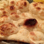インド料理 想いの木 - 備長炭で焼いたナン