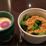 インド料理 想いの木 - ミニサラダとブルーベーリーアイス入りラッシー