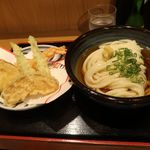 本格手打 もり家 - オリーブ牛の肉ぶっかけ(冷)と天ぷらセット