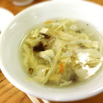 中華料理　好運来 - 付いてくるスープも美味い 