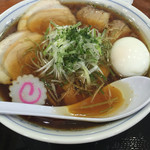 めんこう - こいくち醤油ラーメン570円＋ゆで卵20円＋チャーシュー2枚100円 メチャクチャ旨かった！