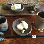 吟八亭 やざ和 - 吟ほろろ（2200円）の肴一式