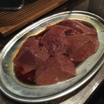 朝〆ほるもん専門店まるじゅう - 豚レバー たれ 320円