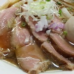 麺処 晴 - チャーシューも厚切りで美味しかった♪
