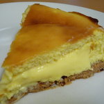 グラマシーニューヨーク - 断面は三層になっています。サワークリームがとろーり☆