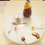 メイユー アヴニール ア トウキョウ - ランチコース 2592円 のプティ フール