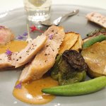 メイユー アヴニール ア トウキョウ - ランチコース 2592円 の藤沢産 みやじ豚