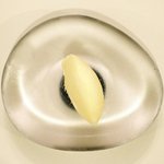 メイユー アヴニール ア トウキョウ - ランチコース 2592円 のバター