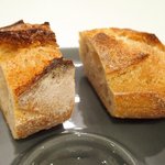 メイユー アヴニール ア トウキョウ - ランチコース 2592円 のパン