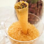 メイユー アヴニール ア トウキョウ - ランチコース 2592円 の可愛く豊富なプティサレ、平塚産 無農薬野菜のクリュディテ畑