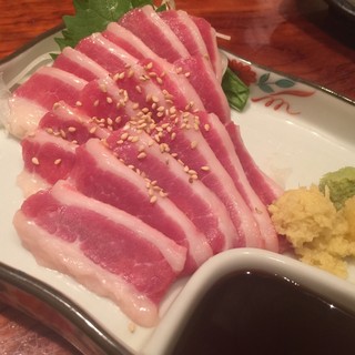 熊本县产!考究的马肉刺身