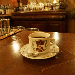 ザ モダーンズ_2