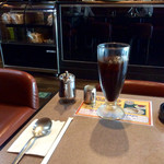 和光 - 先に、ドリンク(アイスコーヒー)を持ってきて貰った。