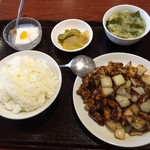 聚慶園 - 201609  聚慶園  ★鶏肉と玉葱の辛味噌炒め（700円）★