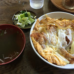 柳屋 そば店 - かつ丼 玉ねぎがうまい